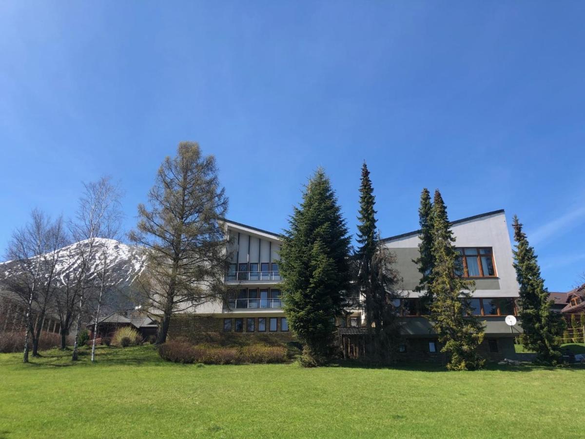Apartmany Snow V Centre Stareho Smokovca Vysoké Tatry Exteriör bild