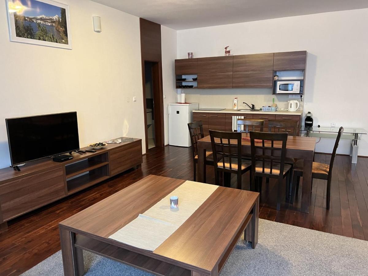 Apartmany Snow V Centre Stareho Smokovca Vysoké Tatry Exteriör bild