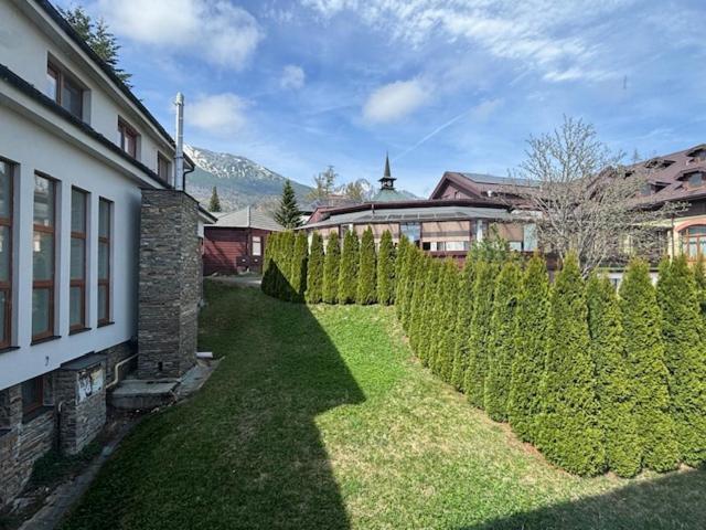 Apartmany Snow V Centre Stareho Smokovca Vysoké Tatry Exteriör bild